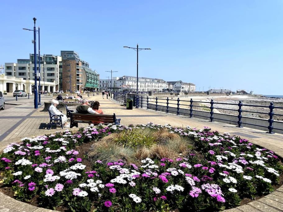 Luxury Porthcawl 1 Bedroom Apt, Prime Location Esterno foto